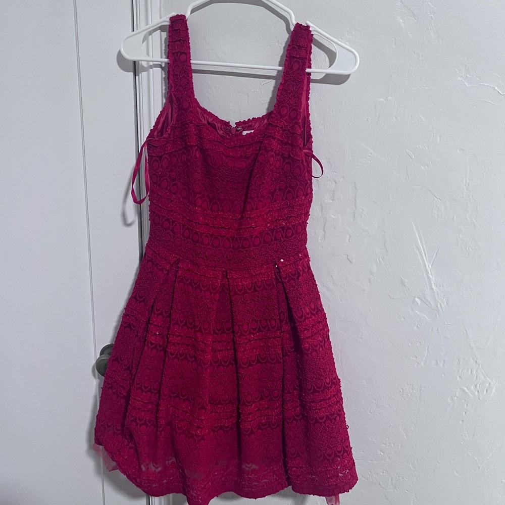 Soprano Fuchsia Lace Dress
